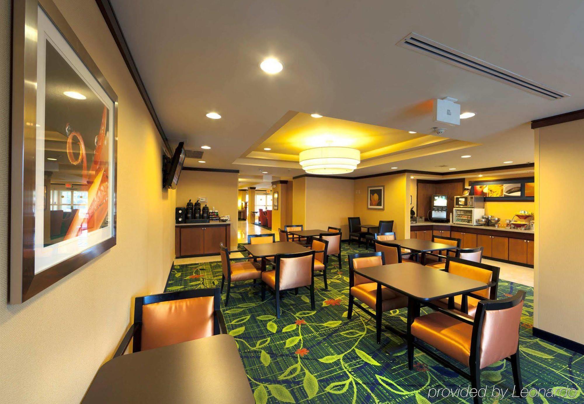 Fairfield Inn By Marriott Lexington Park Patuxent River Naval Air Station Restaurant photo